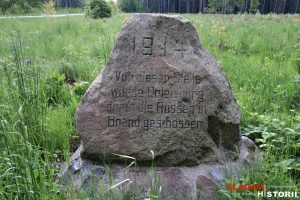 Kamień upamiętniający miejsce rosyjskiego ostrzału Szczytna